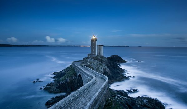 blue-lighhouse